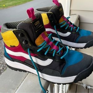 Vans UltraRange Hi EXO MTE Hiking Sneakers (READ DESCRIPTION)